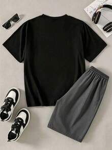 SHEIN Vacaura 2件組 青少年男孩時尚黑色T恤與綠色短褲休閒套裝 - 灰色 - 查看 2