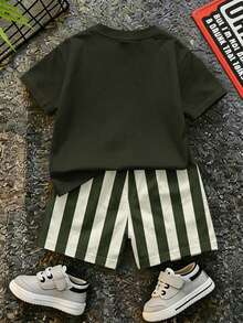SHEIN Baby Jungen Lässig Minimalistisch Kokosnussbaum Muster Rundhals T-Shirt und Shorts Set, geeignet für den Sommer - Verschiedenfarbig - Übersicht 4