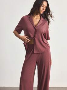 Ocili Conjunto de pijama de mujer cómodo y suave con solapa, manga corta y pantalones largos - Burdeos - Ver 2
