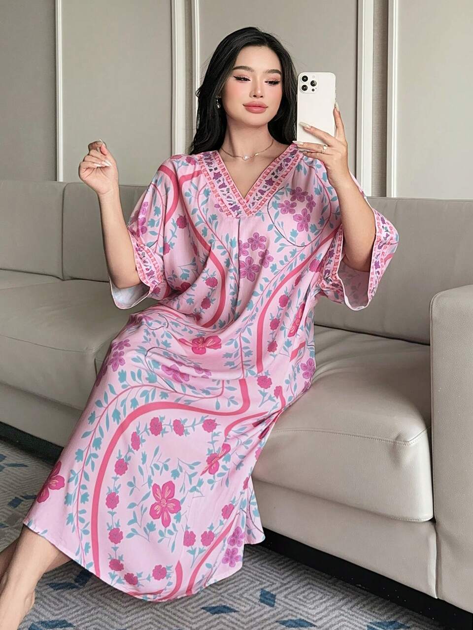 Dazy Plus Plus Size Floral Retro Print V-Neck Loose Long Dress, Elegant Nightgown For Spring, Summer, Autumn