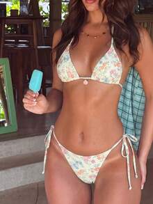 Swim Mod Nuevo bikini de verano con estampado floral de campo francés, traje de baño de dos piezas sexy con cuello de halter y lazos - Multicolor - Ver 2