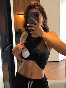 DAZY 女款純色修身圓領無袖背心內搭底層上衣 - 黑色 - 查看 3
