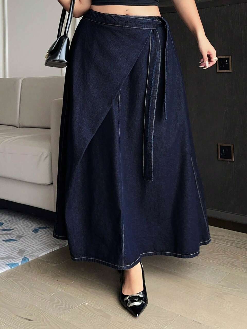 Dazy Plus Women's Plus Size Long Casual Denim Skirt With Belt Splicing Tie Design, Dark Wash Blue, Autumn New Arrival