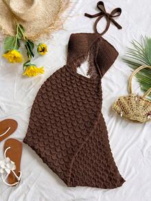 Soleia Gaun Rajut Wanita Seksi dengan Potongan Leher Halter dan Desain Rumbai untuk Liburan - Coffee Brown - View 1