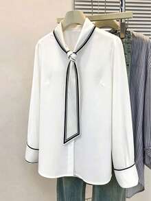 EMERY ROSE Blusa elegante blanca de manga larga para mujer, con cuello anudado y ribete de contraste estampado, ajuste regular, adecuada para vacaciones, desplazamientos, oficina, uso diario, todas las estaciones, versátil en blanco - Blanco - Ver 1