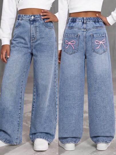 Girls' Wide Leg Denim Jeans, All-Season Casual Sweet Vintage Style Light Blue Washed Denim Color, Pink Bow Embroidery On Back Pockets, Elastic Waistband, Loose Fit, Soft And Comfortable Denim Fabric, Versatile For Daily Wear With Sweatshirts And T-Shirts, Perfect For School, Outings, Shopping And Vacation
