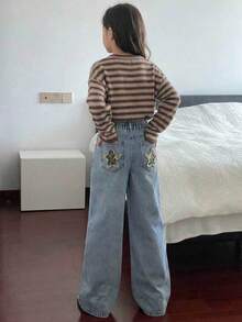 Dazy Kids Tween Girls' Pocketed Button Applique Casual Everyday Wear Denim Jeans - Blue - View 5