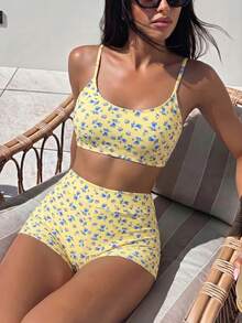 Swim Vcay Women's Fashion Vacation Random Print Camisole And Shorts Swimwear Set, Beach & Seaside - Multicolor - View 1