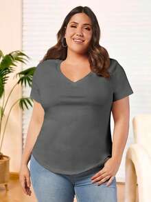SHEIN BASICS 大尺碼純色V領T恤夏季上衣 - 深灰色 - 查看 7