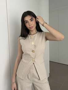 Hitanina 女款淺米色優雅夏季兩件套，100%純棉無袖上衣與長褲，法式辦公商務套裝，附金屬鈕扣裝飾 - 杏色 - 查看 4
