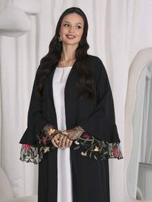 Al Najma 女士纯色长袖阿拉伯长袍，时尚设计，适合夏季，朴素长袍 - 黑色 - 查看 9