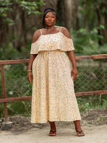 CurvyTilda 长款露肩波西米亚风印花连衣裙，适合大码女性夏季度假穿着，包括连衣裙、夏季连衣裙、女式连衣裙、碎花连衣裙、黄色连衣裙、吊带裙、女士夏季连衣裙、女士夏季套装、女士度假连衣裙、女士休闲连衣裙、女士度假套装以及母亲节服装。 - 黃色 - 查看 4