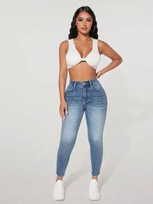 SHEIN PETITE 高腰鈕扣裝飾修身彈性破洞Y2K牛仔褲，內層加絨保暖，附口袋，秋冬加厚丹寧，適合嬌小女性 - 中等水洗藍 - 查看 3