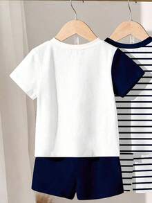 SHEIN 3套組，隨機獲得1套男童學院風休閒套裝，小馬刺繡短袖T恤與短褲，兒童夏季穿著，男孩舒適運動套裝，學生時尚百搭日常2件套 - 彩色 - 查看 5