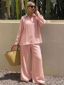 Livesso Ensemble 2 pièces décontracté pour femme, chemise rose à col revers, manches longues et plis, avec pantalon large ample, style commuter été-automne - Rose bonbon - Voir 3