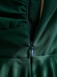 Gaun A-Line Tanpa Lengan Leher Asimetris Warna Hijau Tua Elegan untuk Kembali ke Sekolah, Berpinggang Tinggi, dengan Resleting, Cocok untuk Siswa SMA, Wisuda, Pesta Musim Gugur - Dark Green - View 6