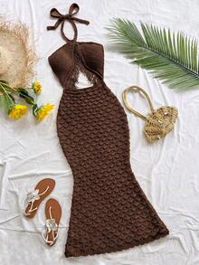 Soleia Gaun Rajut Wanita Seksi dengan Potongan Leher Halter dan Desain Rumbai untuk Liburan - Coffee Brown - View 3