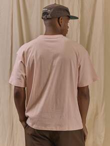 Musero Boxy Fit Oversized T-Shirt Spring Summer Streetstyle Easter Vacation - Pink - View 4