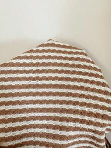 SHEIN EZwear 女款黃色條紋針織長袖單排扣上衣與短褲套裝 - 卡其色 - 查看 8