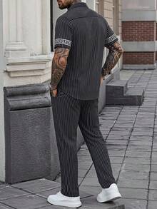 Manfinity CasualCool 男士休閒套裝，復古格紋圖案與街頭風設計 - 黑色 - 查看 2