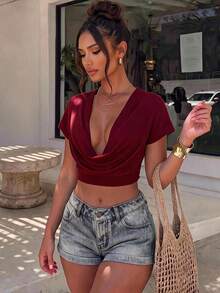 Sirith New Solid Color Deep V-Neck Sexy Cropped T-Shirt Top - Burgundy - View 6