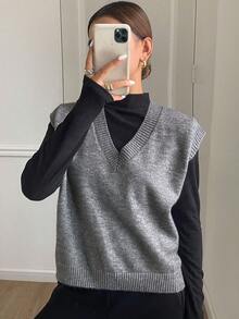 DAZY 女式宽松纯色V领毛衣背心，秋冬，返校服装 - 深灰色 - 查看 4