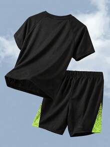 SHEIN 青少年男孩漸層色圓領休閒日常運動短袖上衣 - 綠色 - 查看 2