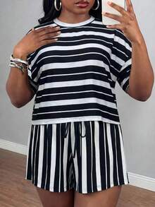 Slaydiva Plus Size Women's Striped Short Sleeve T-Shirt And Shorts Casual 2-Piece Set - Black and White - View 5