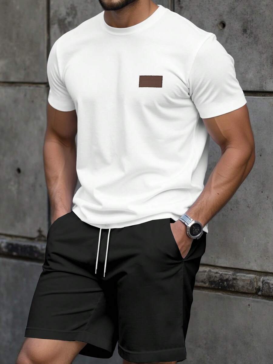 Manfinity Homme 男士皮革貼飾休閒修身版型T恤套裝 - 黑與白 - 查看 1