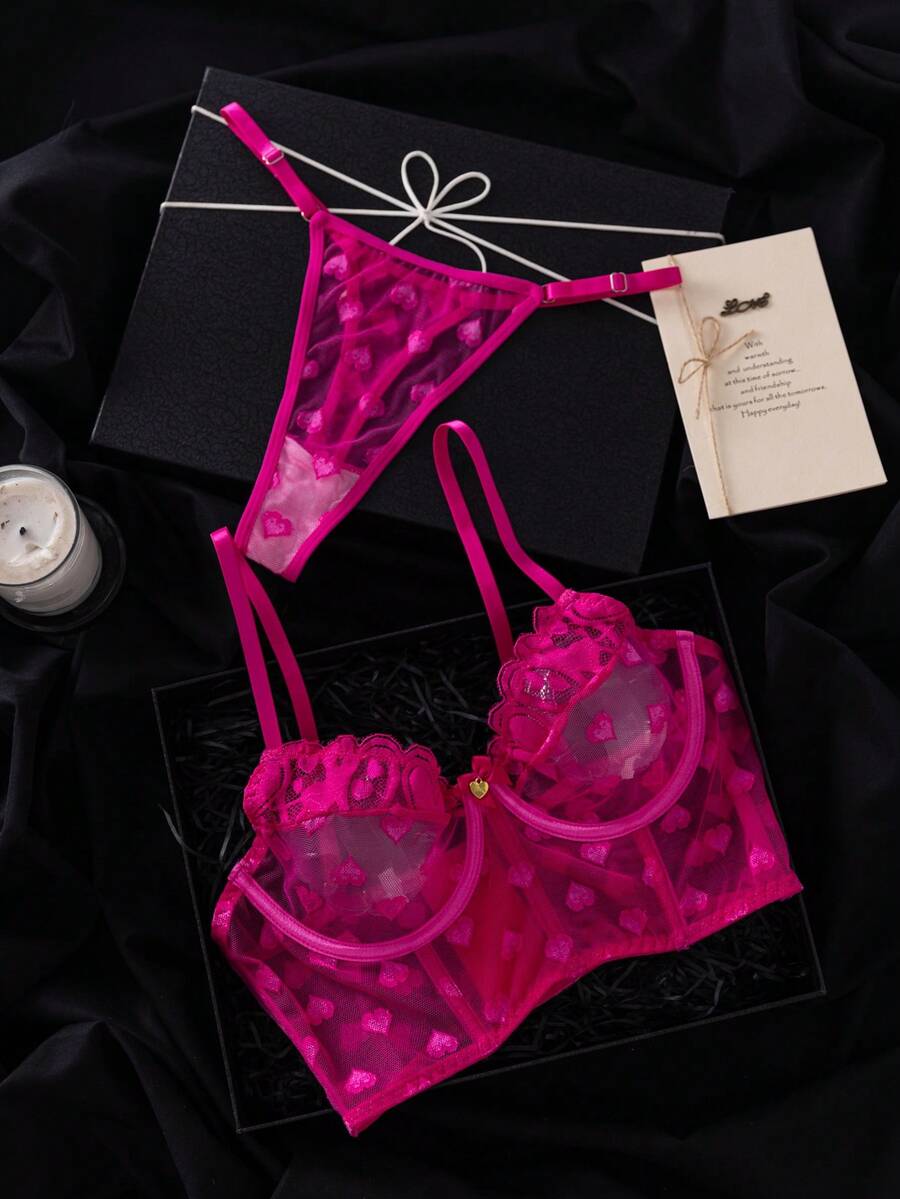 SHEIN 愛心網紗蕾絲鋼圈內衣與丁字褲 2 件組內衣套裝 - 玫紅色 - 查看 1