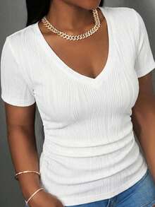Slaydiva Casual Minimalist Textured Fabric Plus Size V-Neck T-Shirt - White - View 1