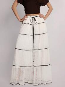 Rina Fox Falda Maxi Blanca de Encaje Francés Chic con Capas, Cintura Elástica con Volantes y Ribete Negro, Estilo Coquette, Falda Larga Fluida, Falda Vintage de Encaje Francés con Capas, Cintura Elástica con Ribete Negro, Falda Maxi Transparente SXY Romántica de Encaje con Capas, Cintura Elástica con Ribete Negro, Falda Larga Fluida, Falda Boho Blanca de Encaje con Capas, Cintura Elástica con Ribete Negro, Falda Maxi Fluida para Verano - Blanco - Ver 5