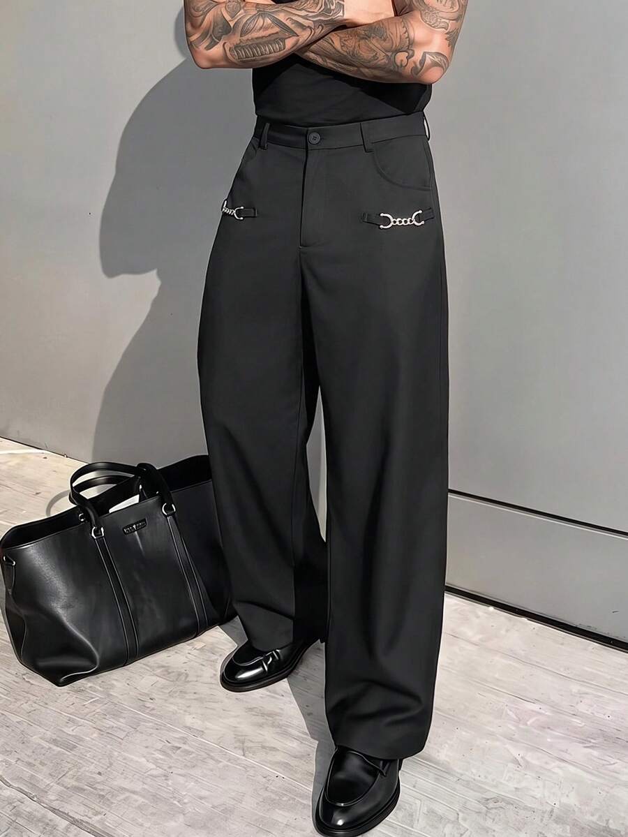 Manfinity CasualCool 男士成熟休閒直筒長褲，適合日常穿著、週末出遊、旅行、朋友聚會等多種場合。這款長褲是男士衣櫥中的百搭必備單品，非常適合作為送給男友或丈夫的禮物 - 黑色 - 查看 1