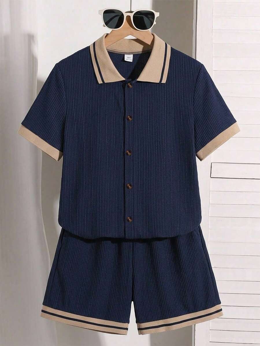 SHEIN 2件組 青少年男孩針織紋理直條紋短袖上衣與休閒街頭風短褲套裝,混紡面料,海軍藍,夏季校園風 - 藏蓝色 - 查看 1