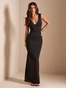 SHEIN BAE Spring/Summer / Pure Black / Deep V-Neck Sleeveless Wide Strap High Elastic Slim Fit Side Slit Floor-Length Mermaid Long Dress / Elegant Luxury Bodycon Slimming Evening Dress + Luxury Evening, Birthday Party, Wedding Guest, High-End Date, Photography - Black - View 1