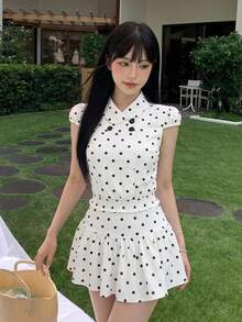 Sweetina 女款波點短袖上衣與短褲休閒日常套裝 - 白色 - 查看 8