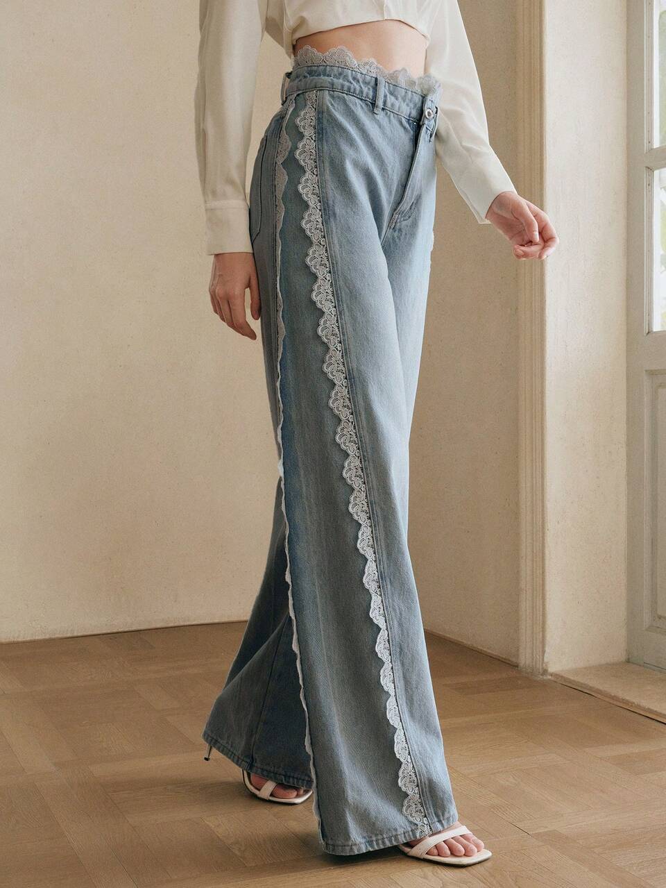 Washed Blue Lace Patchwork Casual Straight Leg Jeans