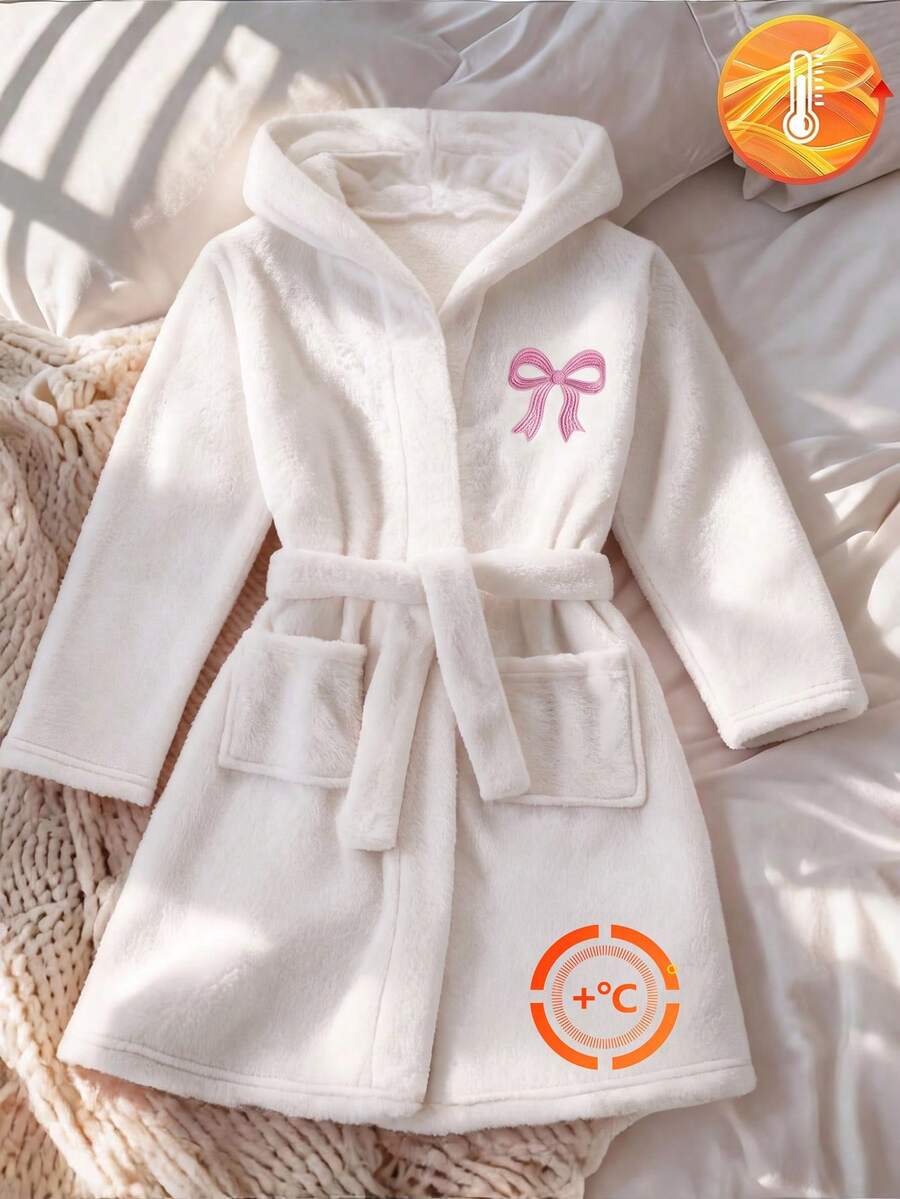 SHEIN 少女蝴蝶結圖案連帽保暖休閒可愛日常居家睡裙 粉色與白色 秋冬款 - 白色 - 查看 1