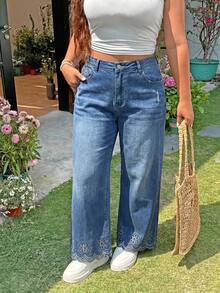 GalTyme Plus Size Women's Casual Versatile Daily Wear Denim Jeans With Pockets And Buttons Back To School Beach Vacation Country Jeans - Medium Wash - View 3
