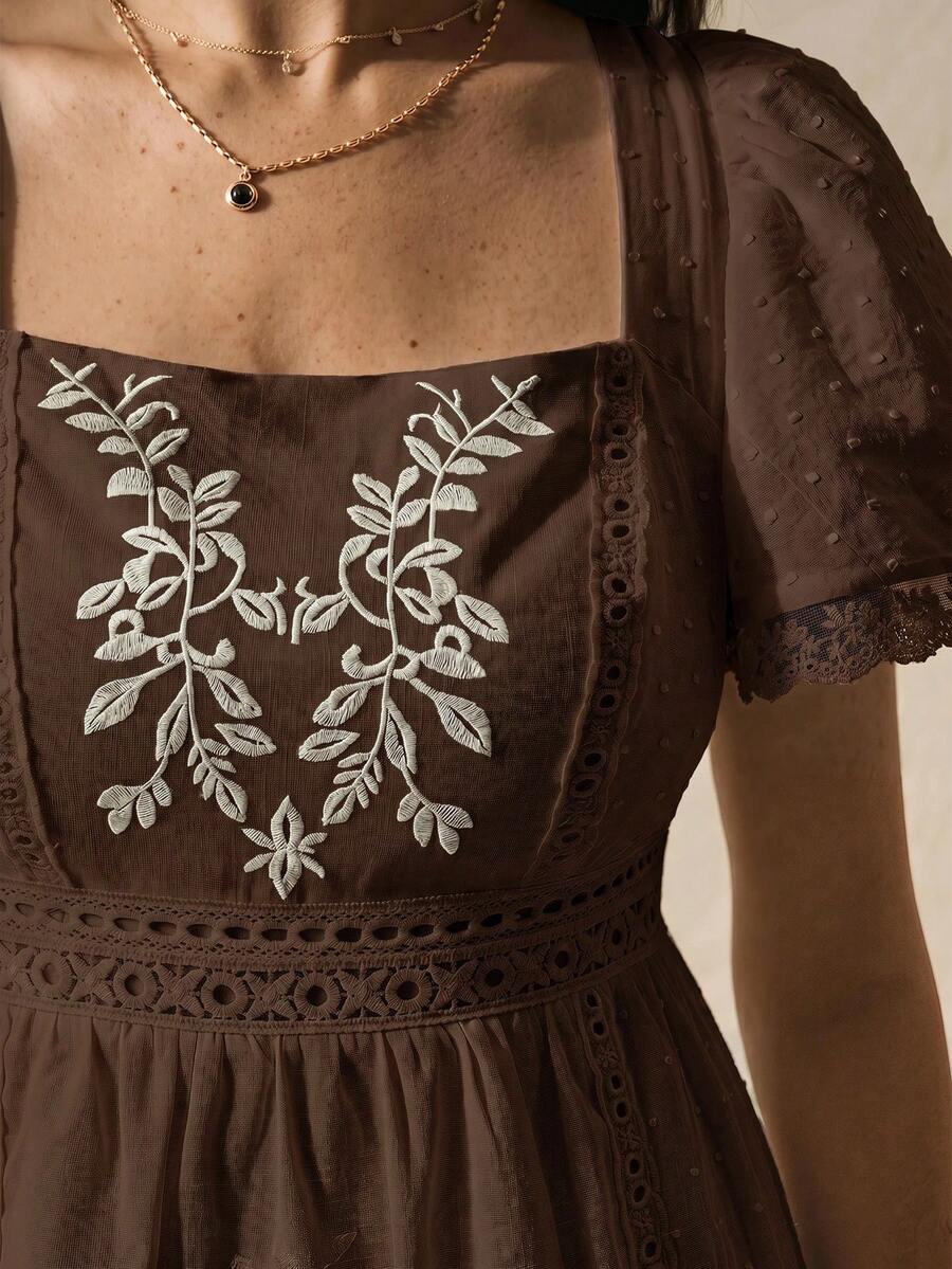 Willow Rêve 白色波希米亞風蕾絲拼接刺繡純棉長洋裝女款 - 咖啡 - 查看 1