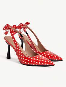 Red lacquer dots