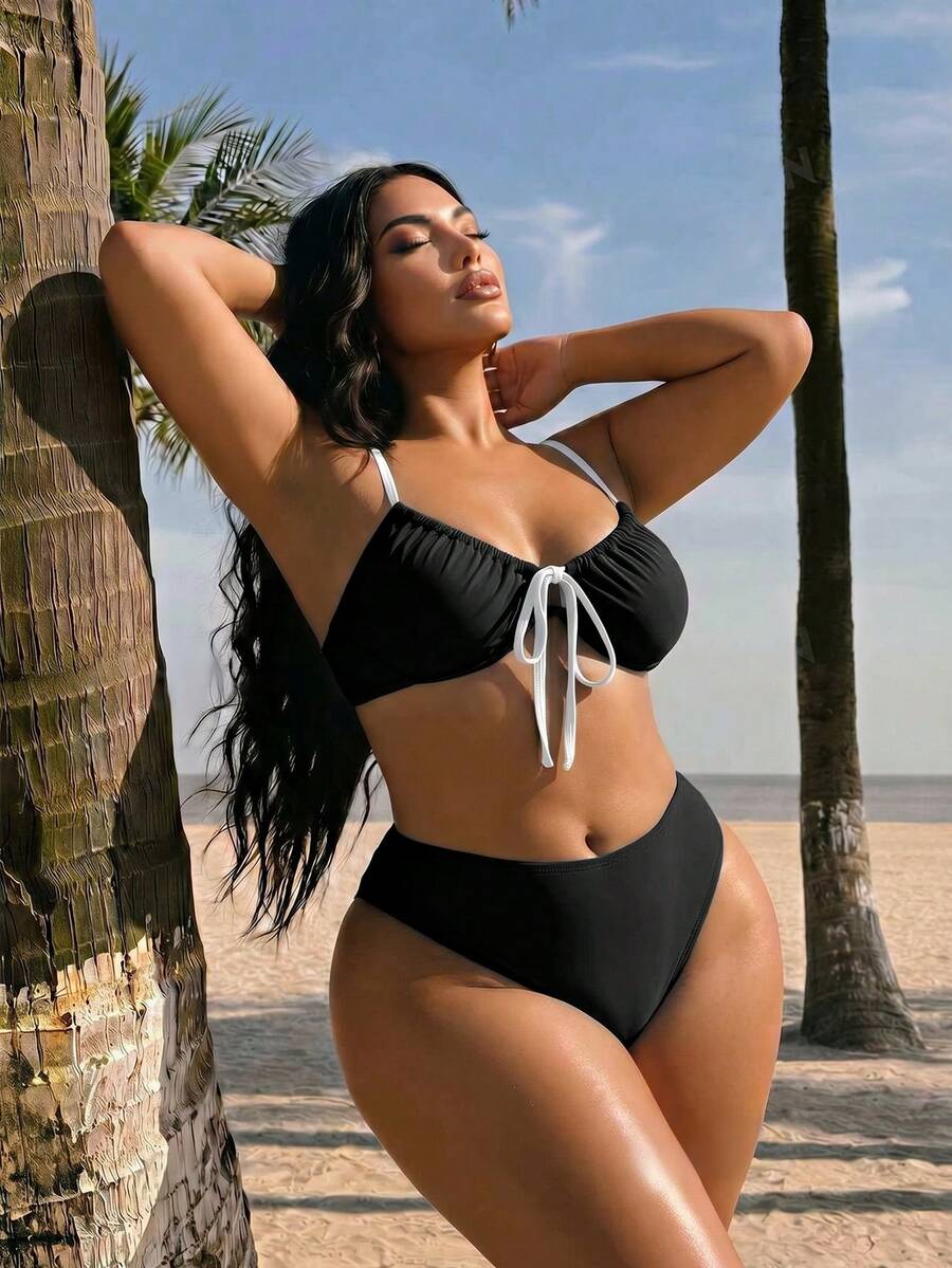 Swim Chiccia 大尺碼女款夏季海灘拼色掛脖綁帶性感比基尼三角褲兩件式泳衣套裝 - 黑與白 - 查看 1