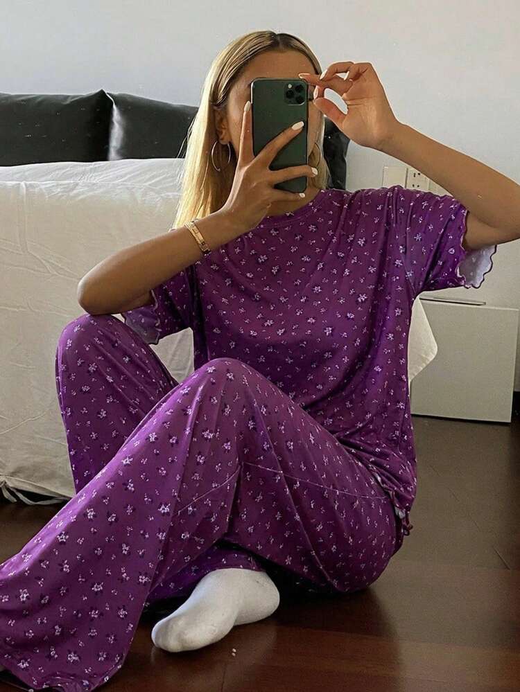 DAZY 2件組 女款甜美花卉寬鬆短袖T恤與寬鬆直筒長褲夏季睡衣套裝 - 紫色 - 查看 3