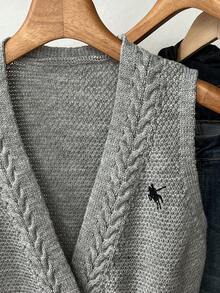 Elamini 扭繩刺繡復古雙排扣V領針織背心 - 灰色 - 查看 6