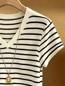 SHEIN Franclia Women's Spring/Summer New V-Neck Black And White Striped Lace Trim Knit Top, Lace Patchwork Short Sleeve Knit Top, Suitable For Vacation, Commute, Summer Holiday, Beach Wear, Elegant Style, Casual Top And Black And White Top. Fashion Casual, Business Office Wear, Versatile And Stylish Daily Casual, Urban Teacher Professional Wear - Multicolor - View 5