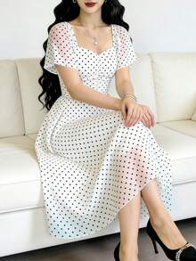 Modelyn 女款白色黑波點夏季優雅茶會雪紡洋裝，方領荷葉袖極簡中長版收腰長裙 - 彩色 - 查看 1