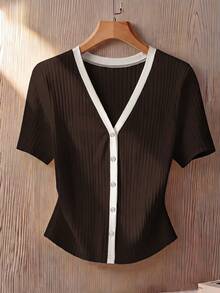 GlowEve CURVE Plus Size Contrast Color V-Neck White Ribbed Knit Short Sleeve Women Summer Fitted Slim Elegant T-Shirt - Brown - View 3