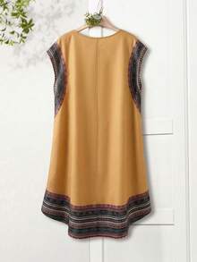 Rusticease Vestido elegante de vacaciones con cuello redondo, bolsillos y estampado geométrico para tallas grandes - Amarillo - Ver 2