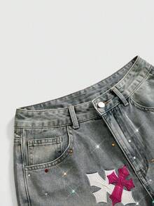 ROMWE Grunge Punk Celana Pendek Denim Wanita Gaya Vintage Punk dengan Bordir Salib dan Rhinestone, Lebar 7 Inci - Biru - View 6