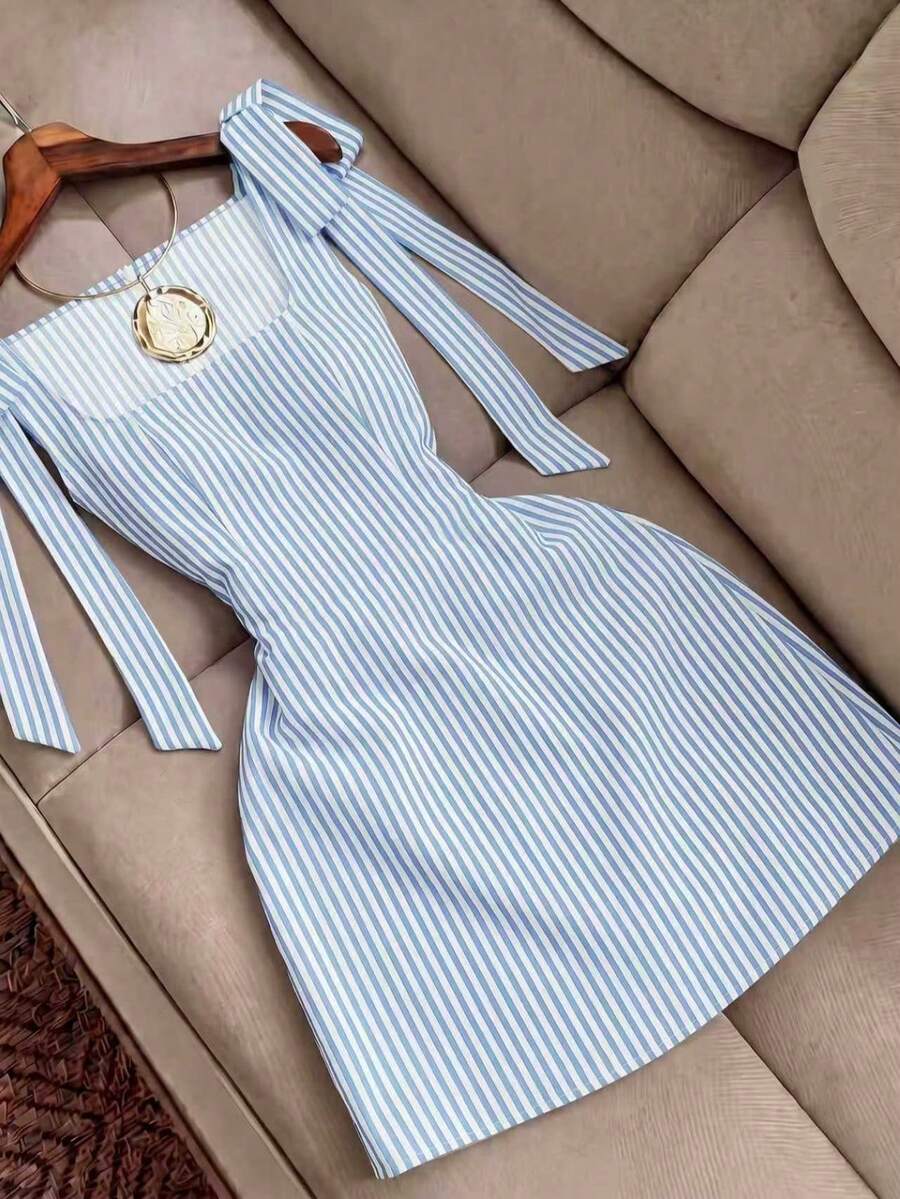 SHEIN Franclia 女款條紋時尚優雅蝴蝶結領結洋裝 - 彩色 - 查看 1